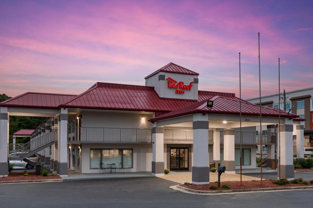 Motel Red Roof Inn Fayetteville I-95 2*